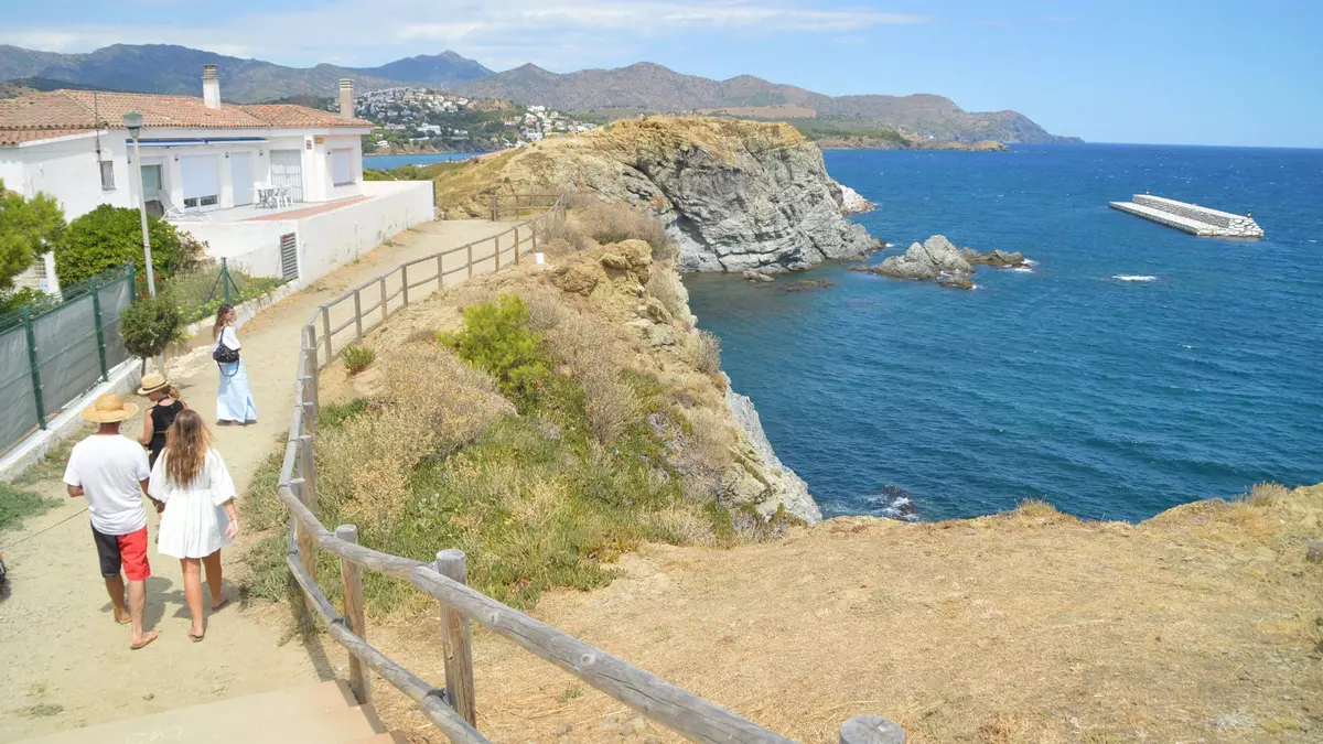Muere ahogada una mujer de 81 años en la playa de Llançà