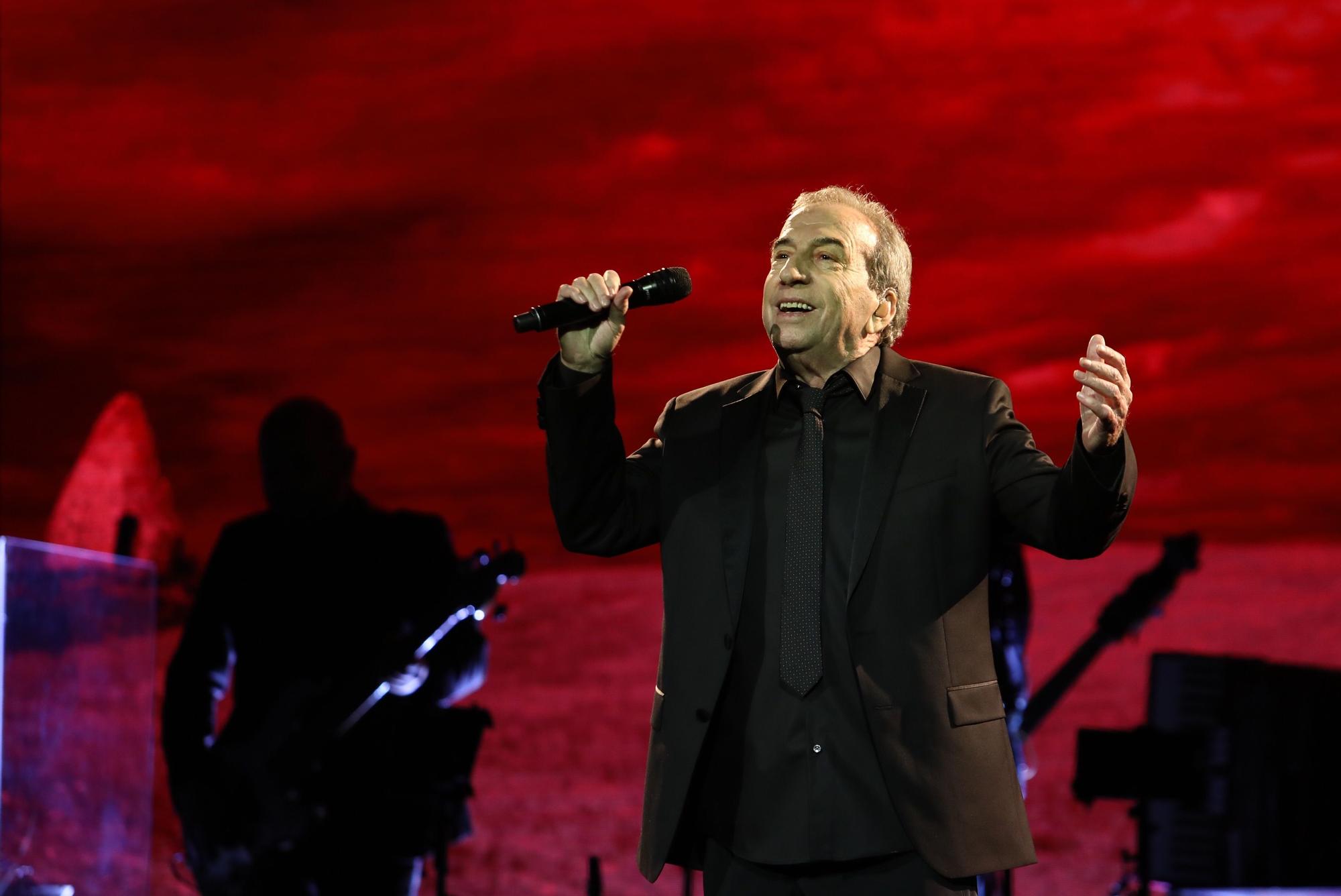 El concierto de José Luis Perales en Gijón, en imágenes