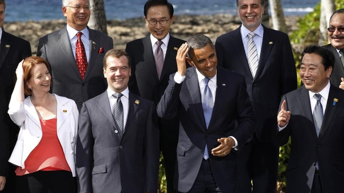 De izquierda a derecha, en primer fila, Julia Gillard (Australia), Dmitri Medvedev (Rusia), Barack Obama (EEUU) y Yoshihiko Noda (Japón), y en la segunda fila, Najib Razak (Malasia), Lee Myung-bak (Corea del Sur), Bruno Ferrari (Mexico) y Peter O'Nei