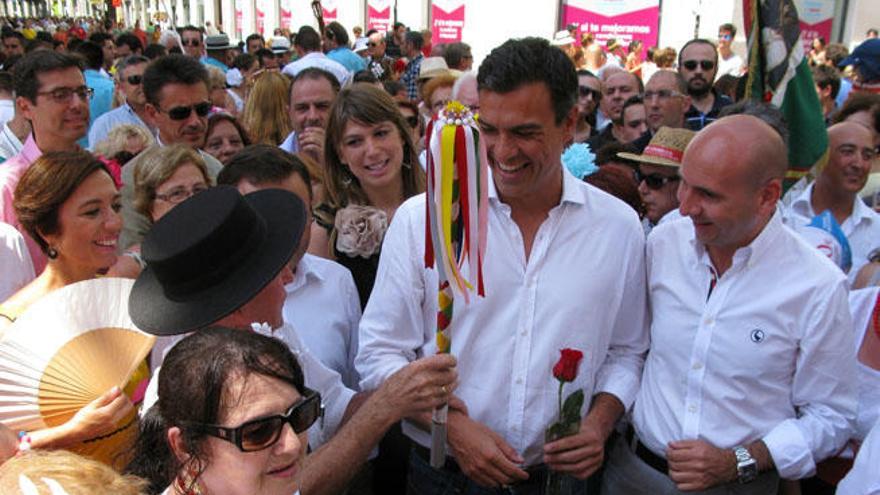 Pedro Sánchez en la Feria del Centro de Málaga.