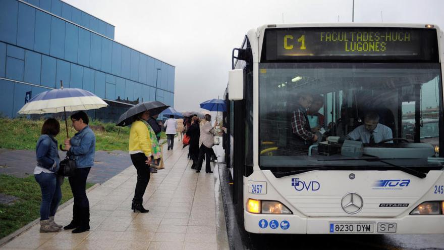 Asturias registra la mayor tasa  de caída de viajeros en autobús urbano
