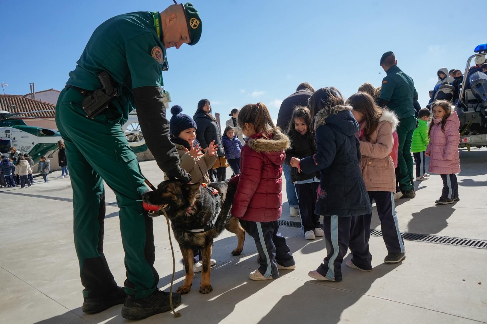 GALERÍA | Charlas, perros y demostraciones: jornadas sobre desaparecidos en Zamora