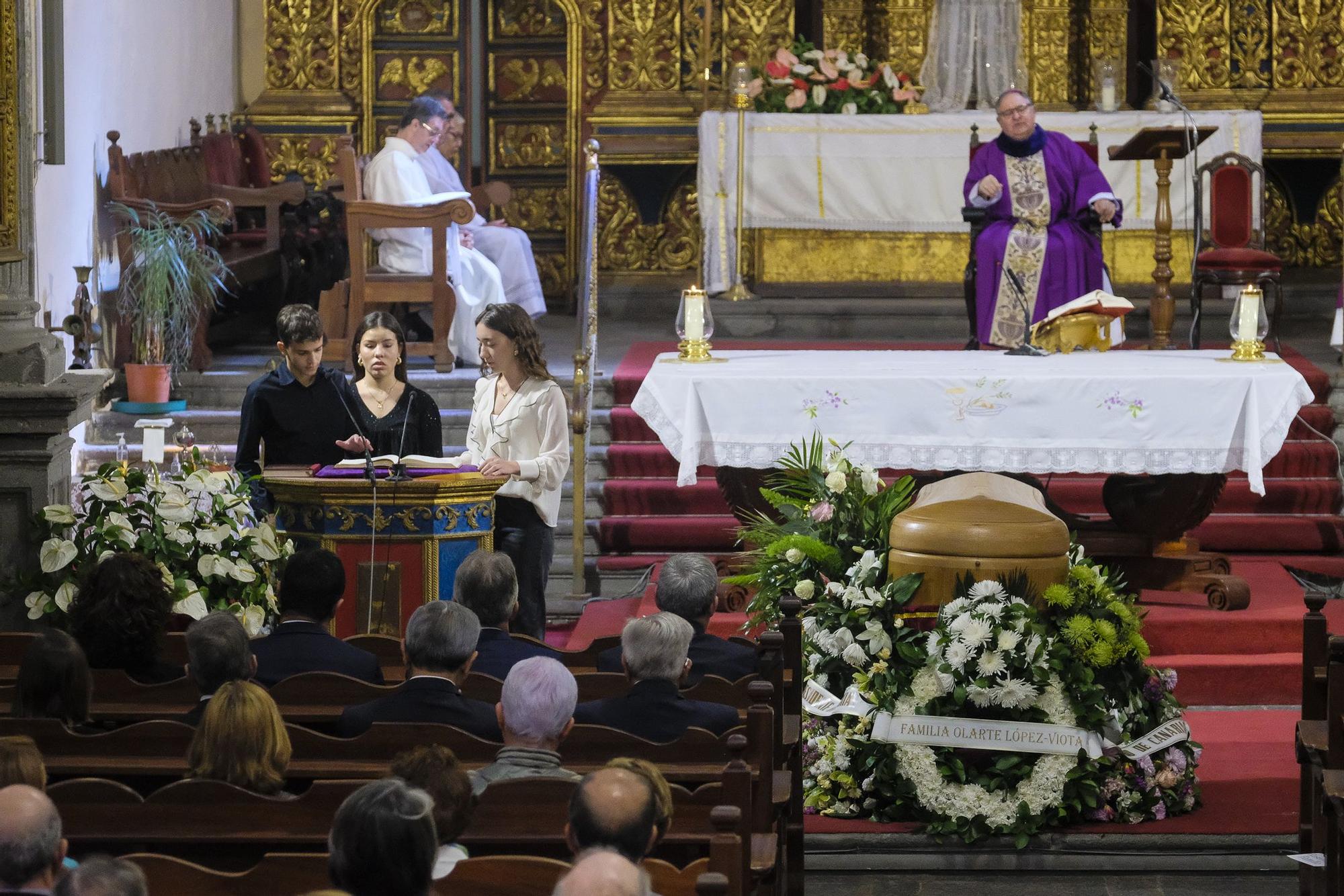 Capilla ardiente y funeral de Lorenzo Olarte