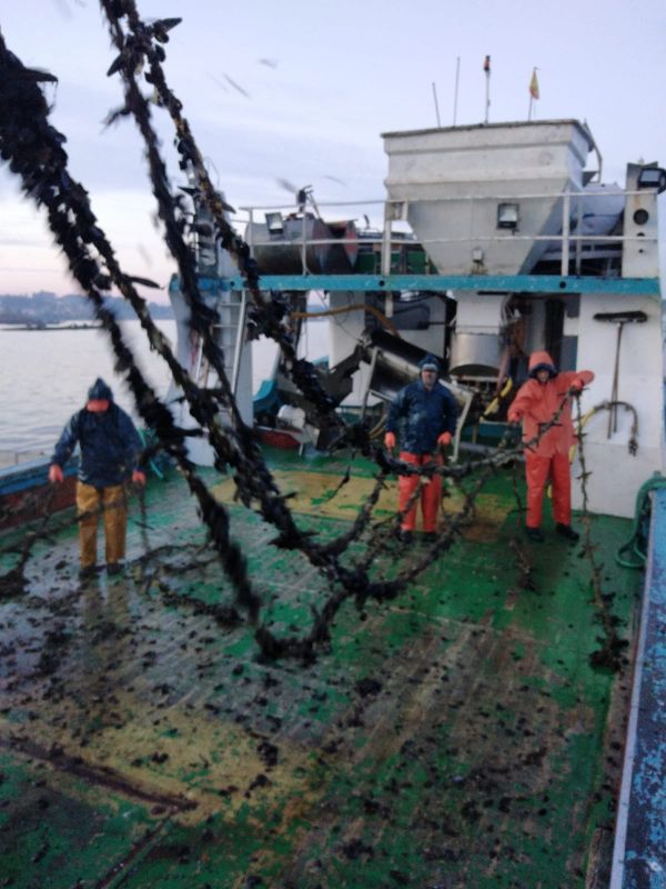 Bruselas alarga el ‘cerrojazo’ a la pesca de fondo