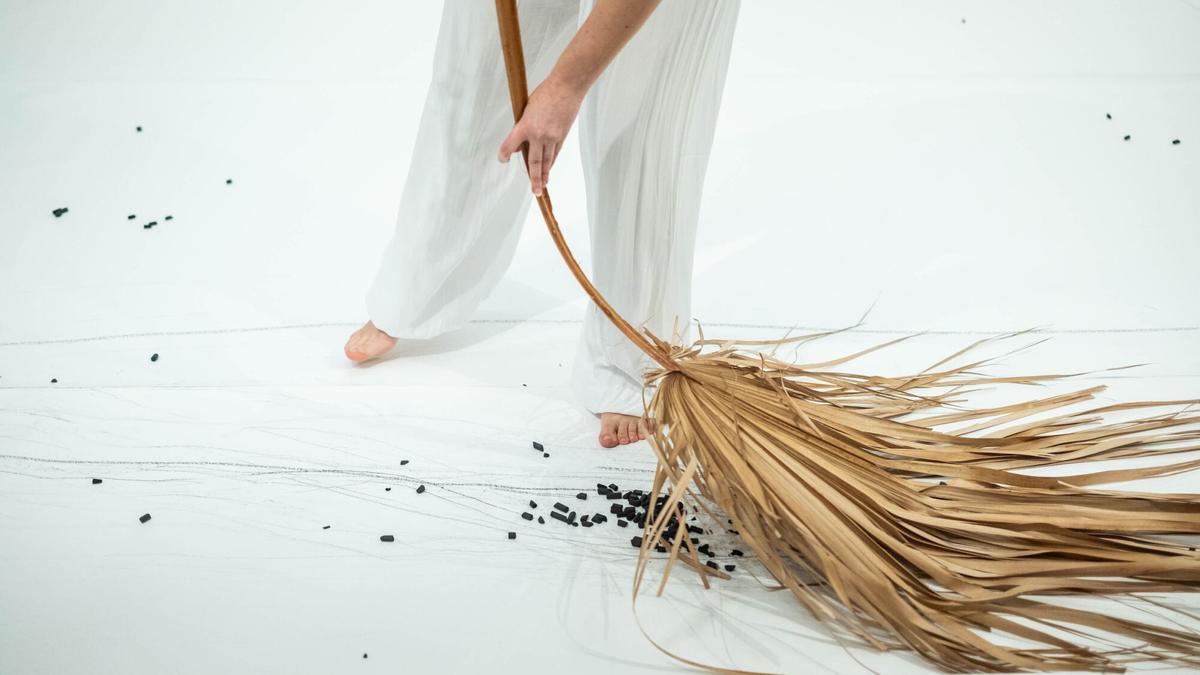 Presentación de la performance 'A ras de suelo'