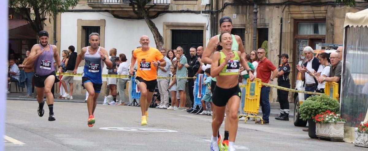 Participantes en el cross imperial. | A. V.