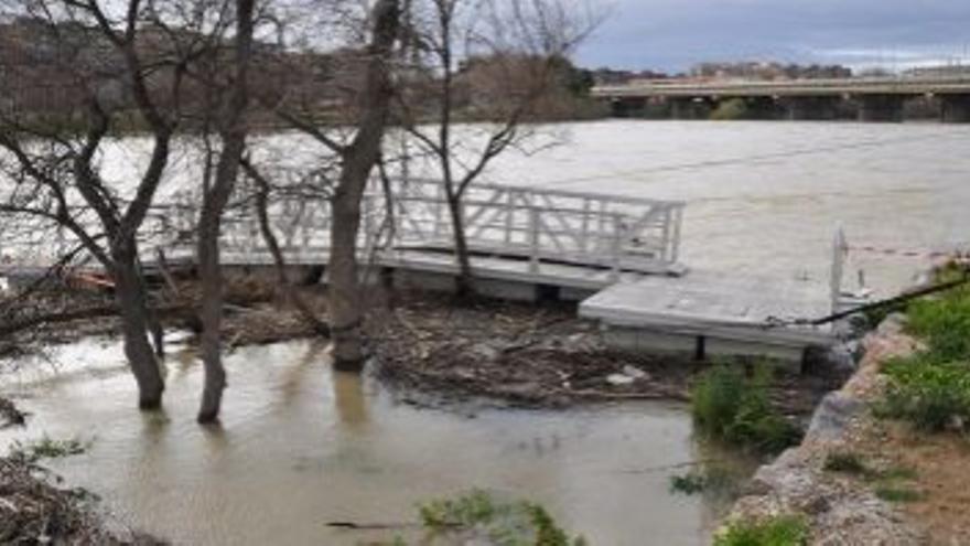 Las lluvias caídas aguas arriba hacen prever una notable crecida del Ebro