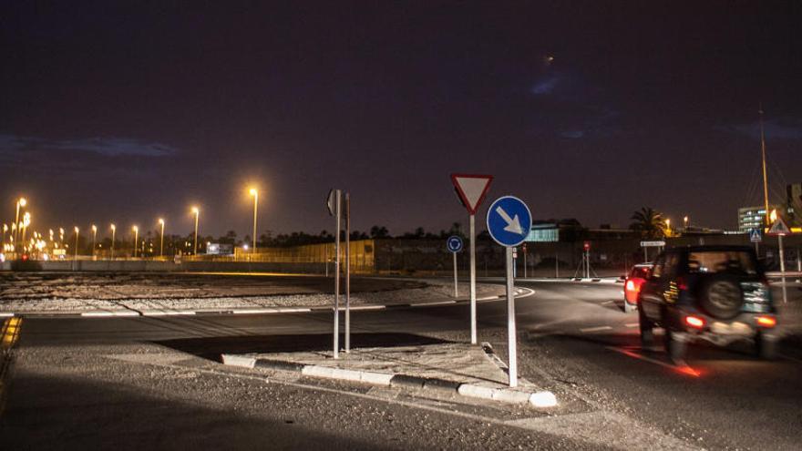 La rotonda del túnel de Alzabares, en la Ronda Sur, estará iluminada en 2 meses