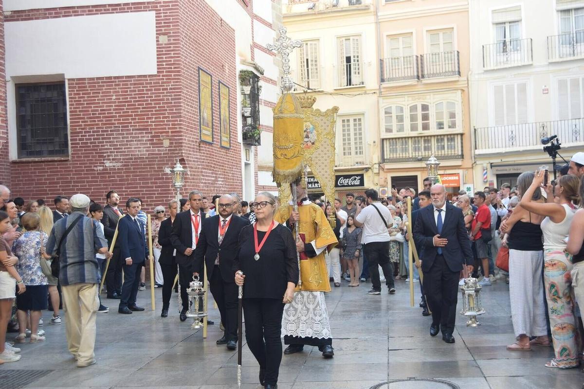 Procesión de la Virgen de los Remedios por el Centro de Málaga