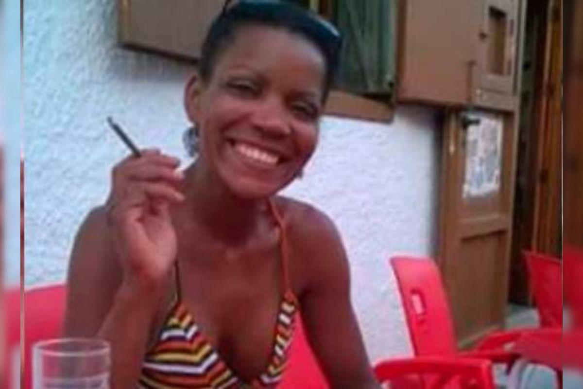 Un educador de la presó: «Ana Julia assegura que té vídeos sexuals amb el funcionari i fa xantatge amb enfonsar el centre» Un educador de la presó: «Ana Julia assegura que té vídeos sexuals amb el funcionari i fa xantatge amb enfonsar el centre»