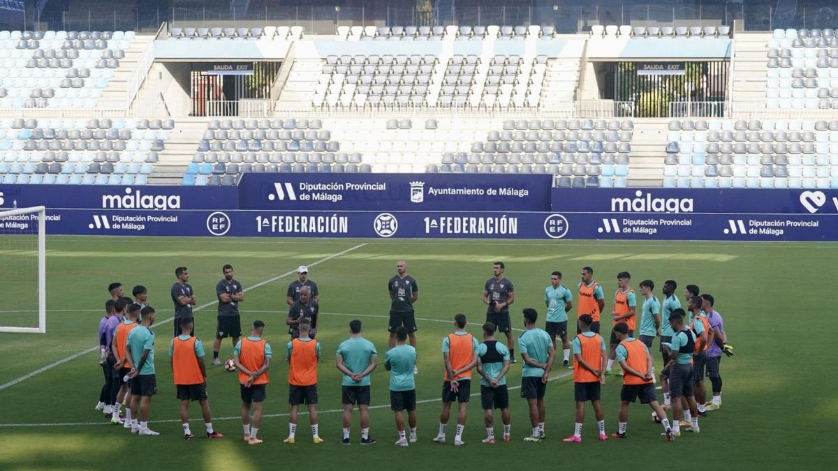 Entrenamiento del Málaga CF en La Rosaleda.