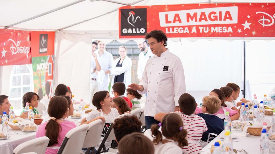 Grupo Gallo celebra la magia de la pasta infantil abriendo sus puertas a los escolares de El Carpio