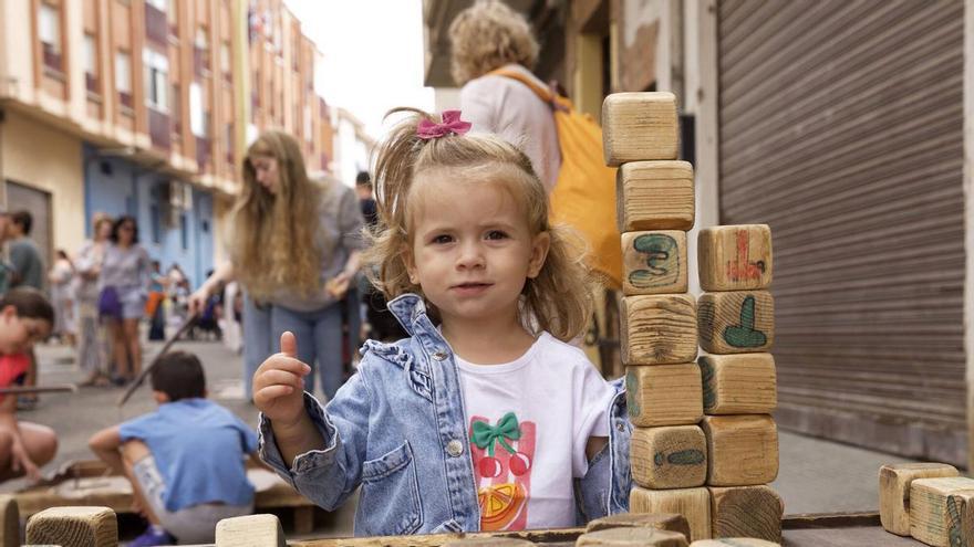 GALERÍA | Los «chiguitos» de Toro se lo pasan en grande con los juegos infantiles