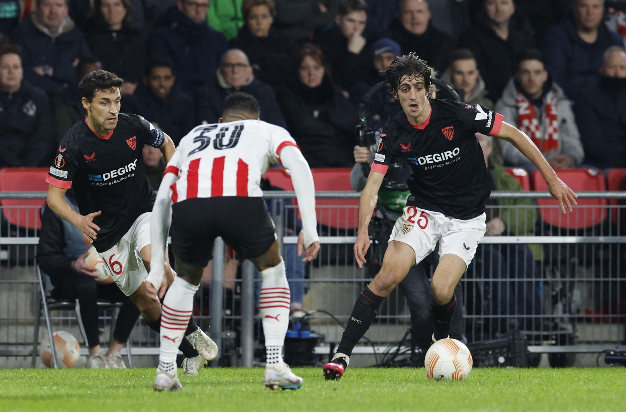 SOCCER-EUROPA-PSV-SEV/REPORT