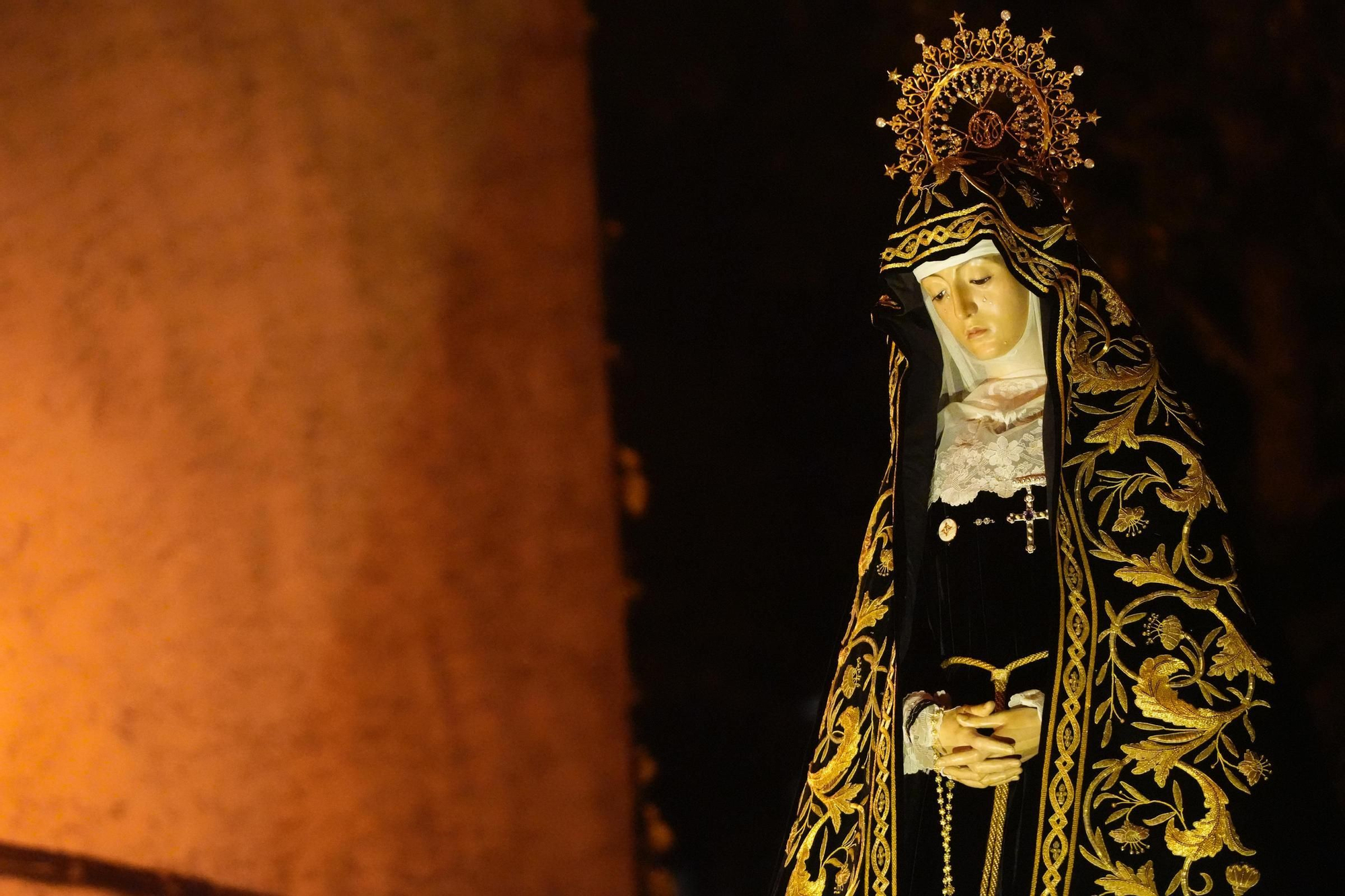 GALERIA | Zamora acompaña a Virgen de la Soledad en su vuelta a casa