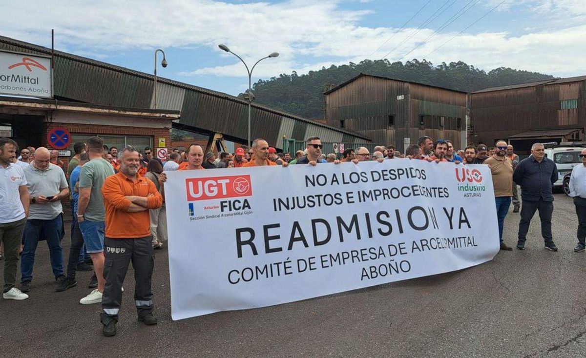 Protesta en el parque de carbones de Aboño