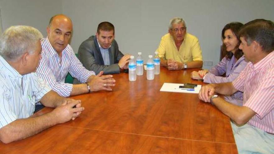 Reunión con la cooperativa Cambayas