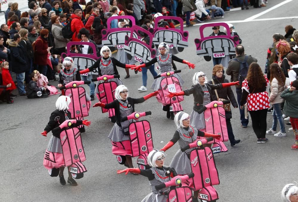 Desfile de Antroxu en Oviedo