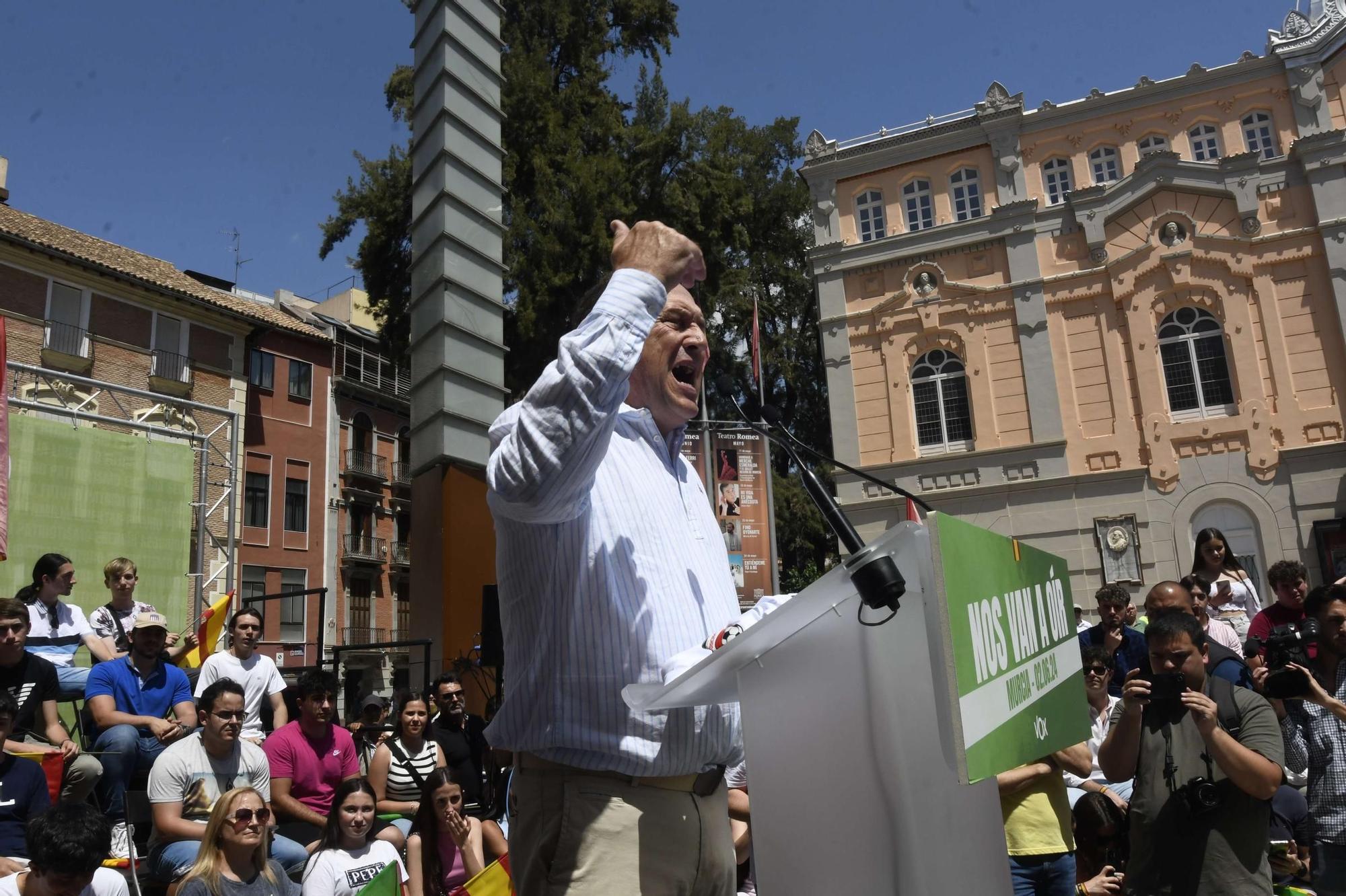 Acto de Santiago Abascal y Jorge Buxadé en Murcia