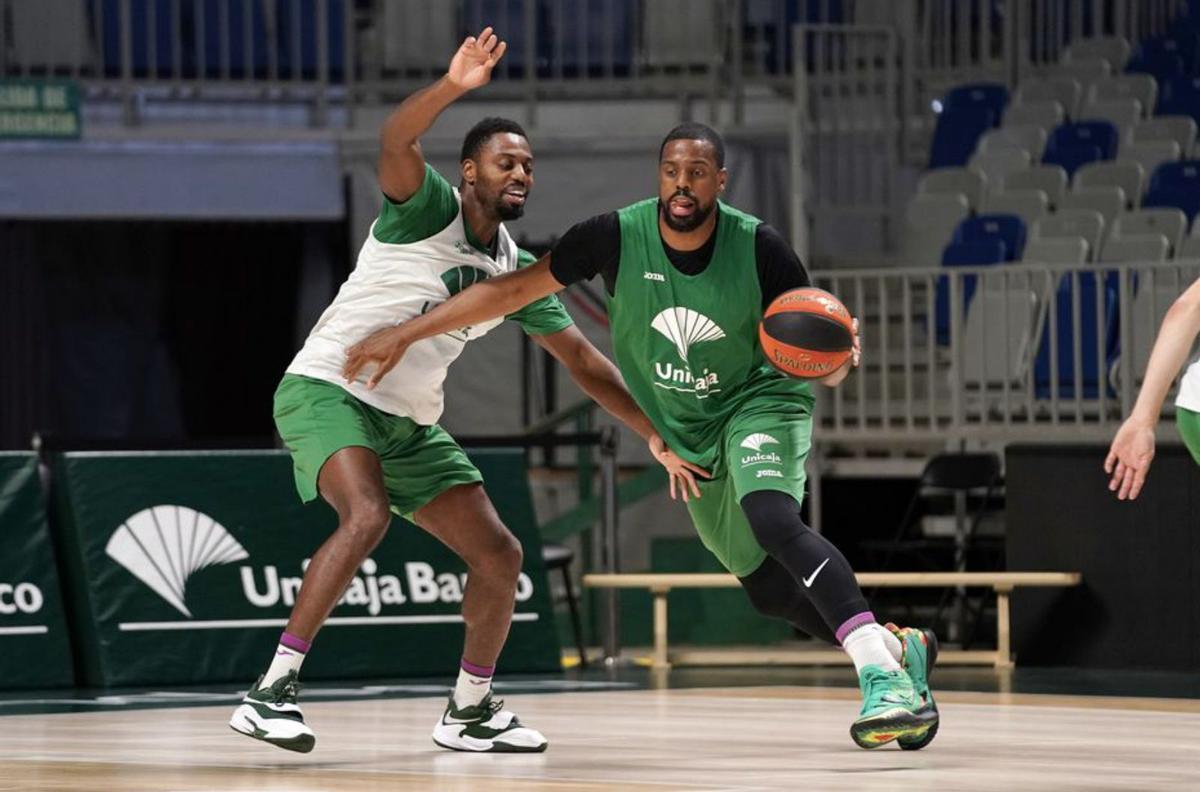 El Unicaja vuelve hoy al Carpena, tras casi un mes. | UNICAJAB/FOTOPRESS