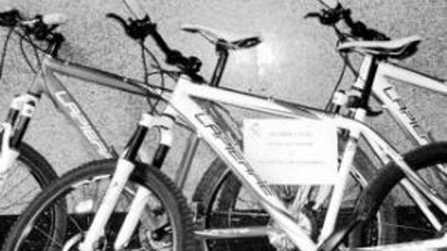 Detenidos cinco jóvenes por el robo de 14 bicis valoradas en 9.000 euros