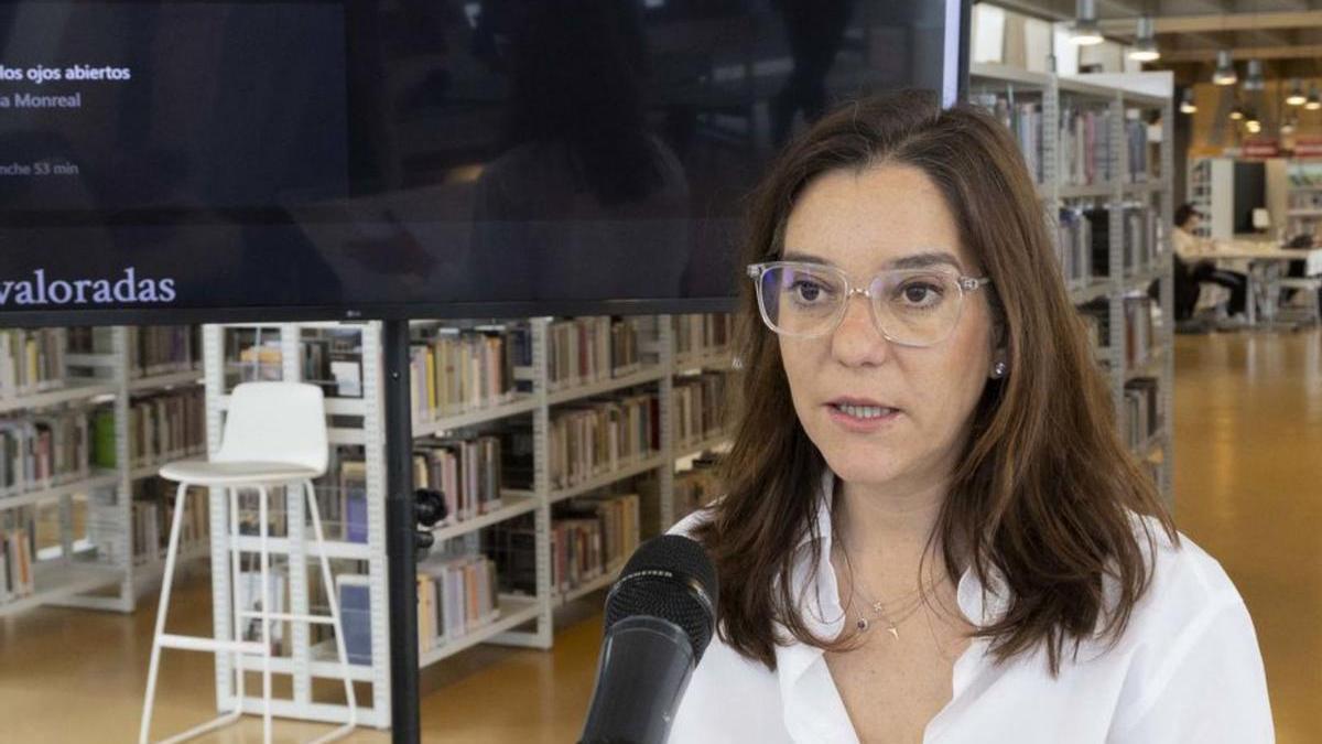 Inés Rey presenta la plataforma Coruña eFilm. |  // L. O.