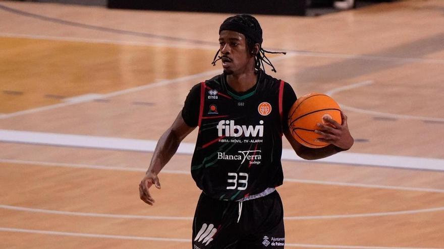 El Fibwi Mallorca retiene el talento y los puntos de Lysander Bracey