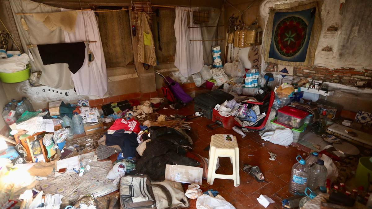 Asesinan al violinista callejero estadounidense Djinn Maury en un edificio abandonado de Sagunt