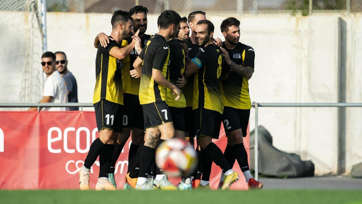 El Roda salió victorioso de su visita al Gandía en el histórico campo Guillermo Olagüe.