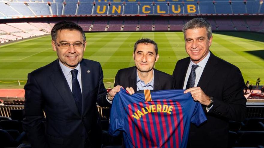 Ernesto Valverde renueva con el FC Barcelona.