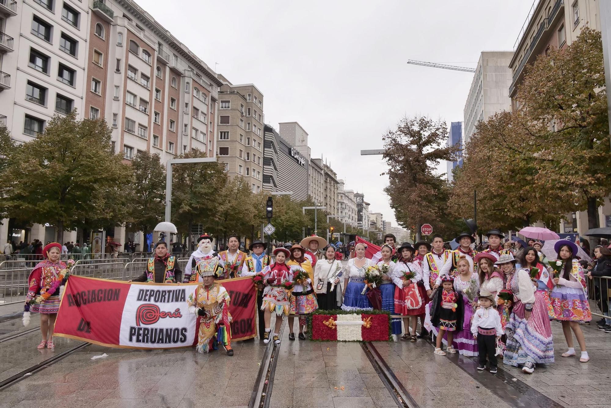 Peruanos en Aragon.JPG