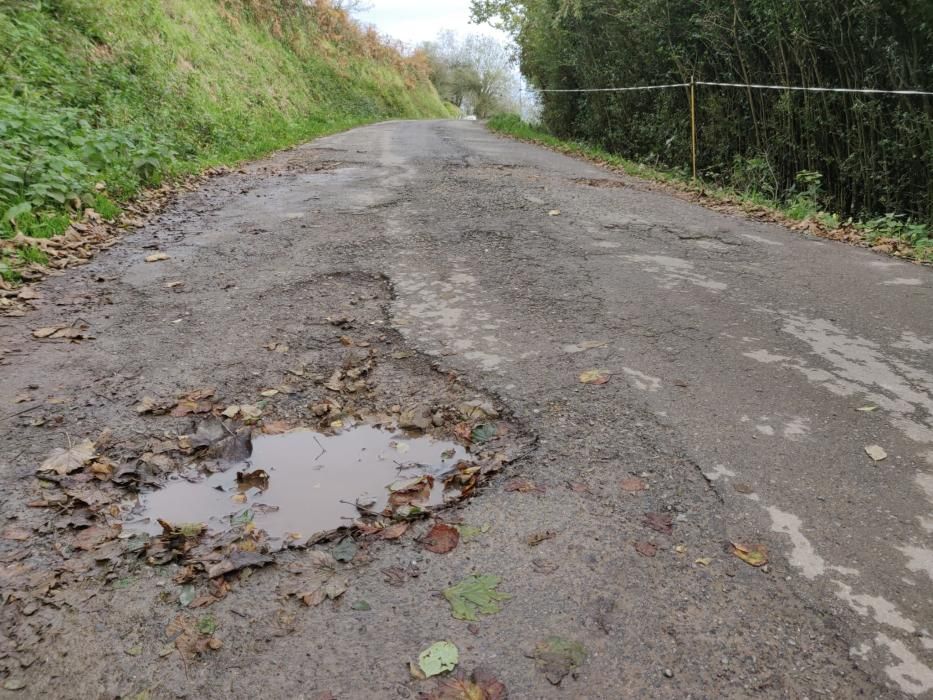 El abandono que sufren los vecinos de Linares, en Proaza: una carretera intransitable