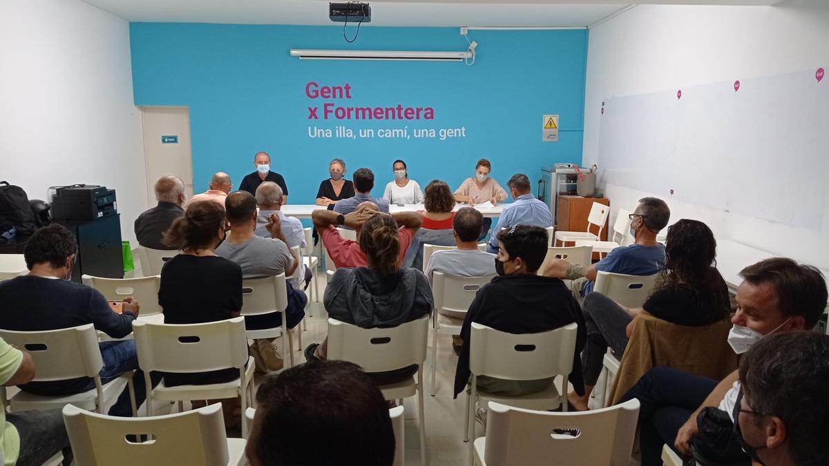 Imagen de archivo de una asamblea de GxF en su sede de Sant Ferran.