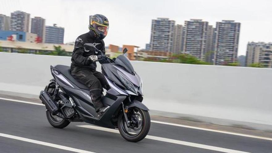 Zontes 125V, deportividad a peso pluma