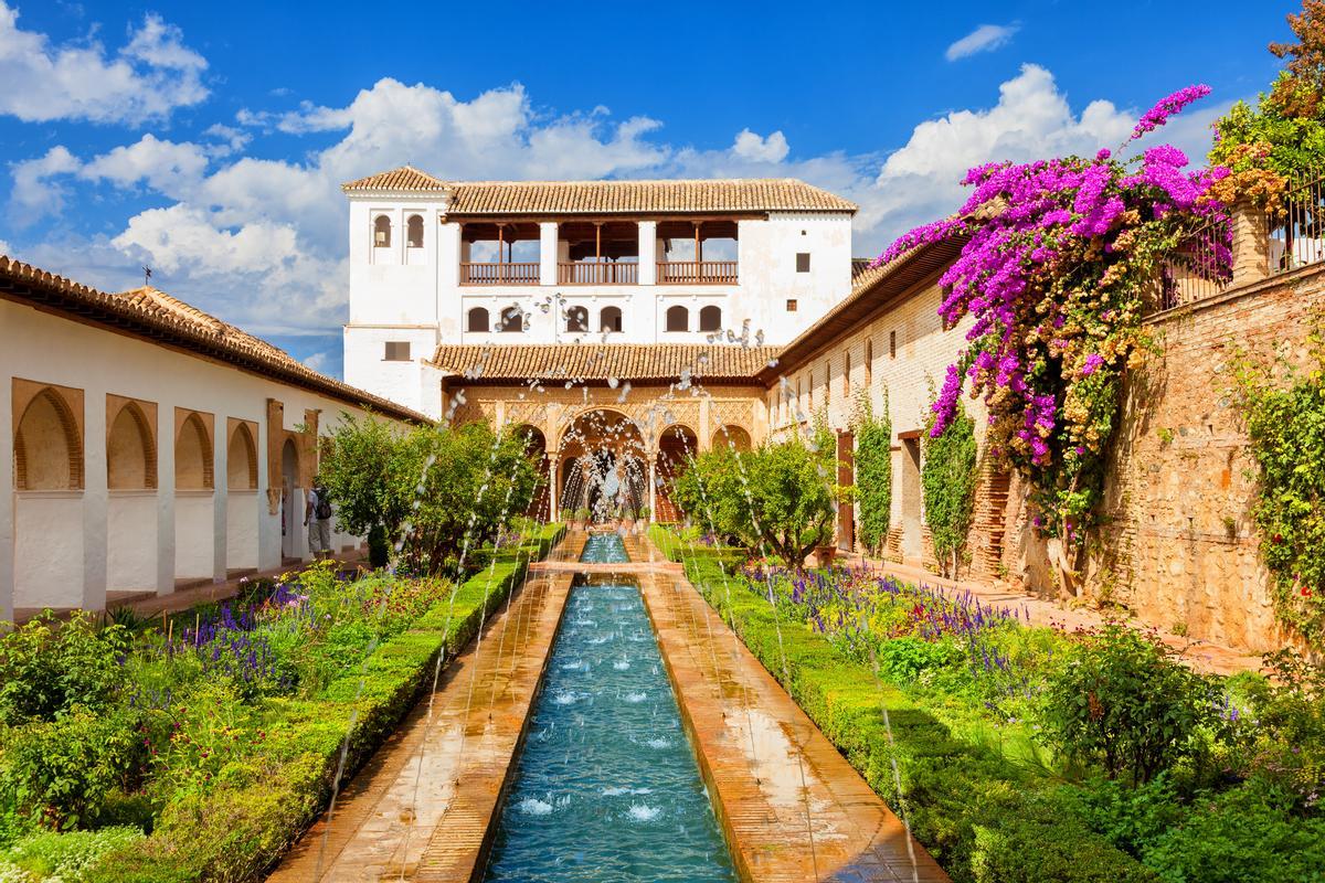 El palacio del Generalife en la Alhambra de Granada