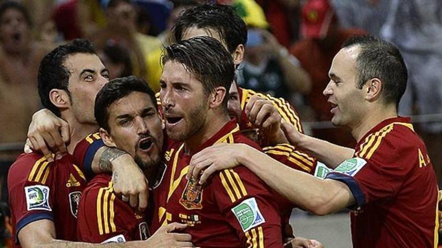 &#039;La Roja&#039; se planta en Maracaná con sufrimiento y suerte