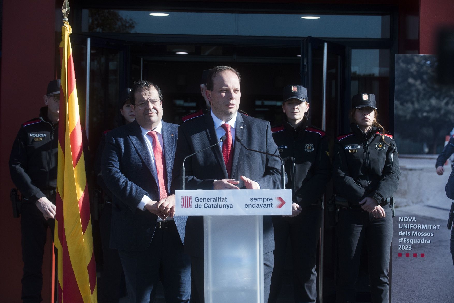 Les imatges de la presentació del nou uniforme de Mossos a Manresa