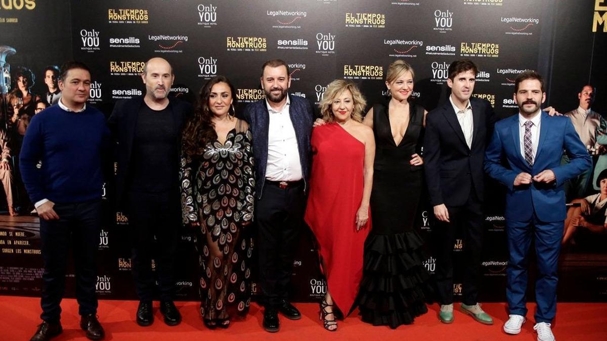 Elenco de la película &quot;El tiempo de los monstruos&quot;