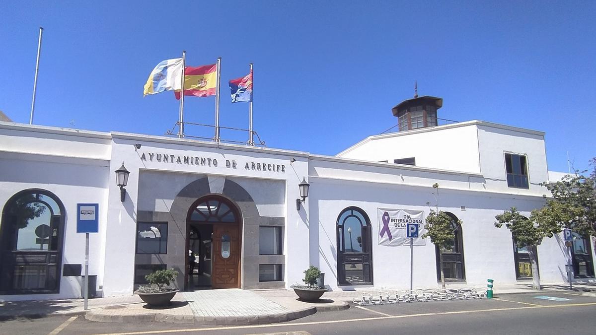 Imagen del edificio consistorial en Arrecife, Lanzarote.