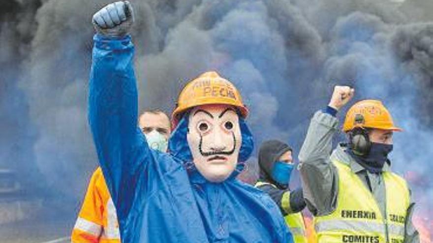 Protesta de trabajadores de Alcoa San Cibrao .