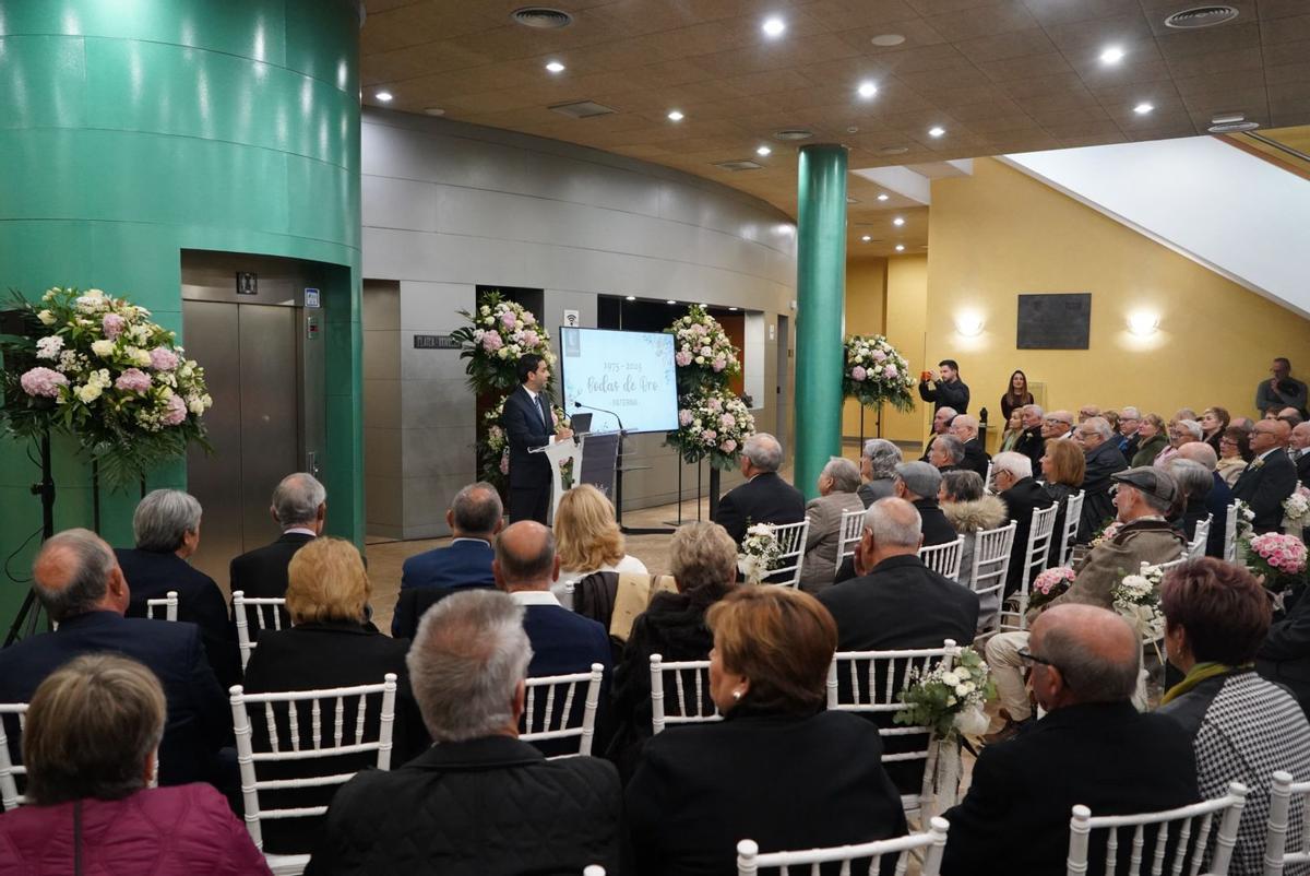 Ceremonia de las Bodas de Oro de 50 parejas paterneras.