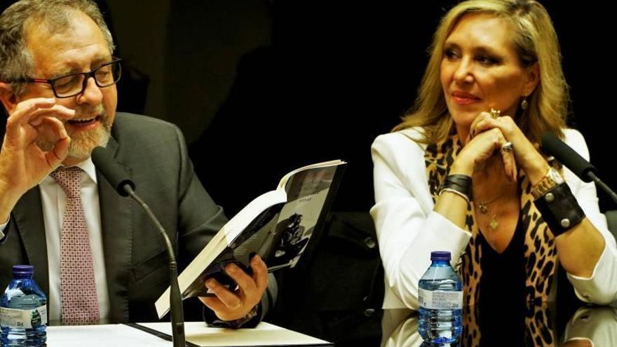 Marta Robles, la escritora que habla sobre  «lo escondido»