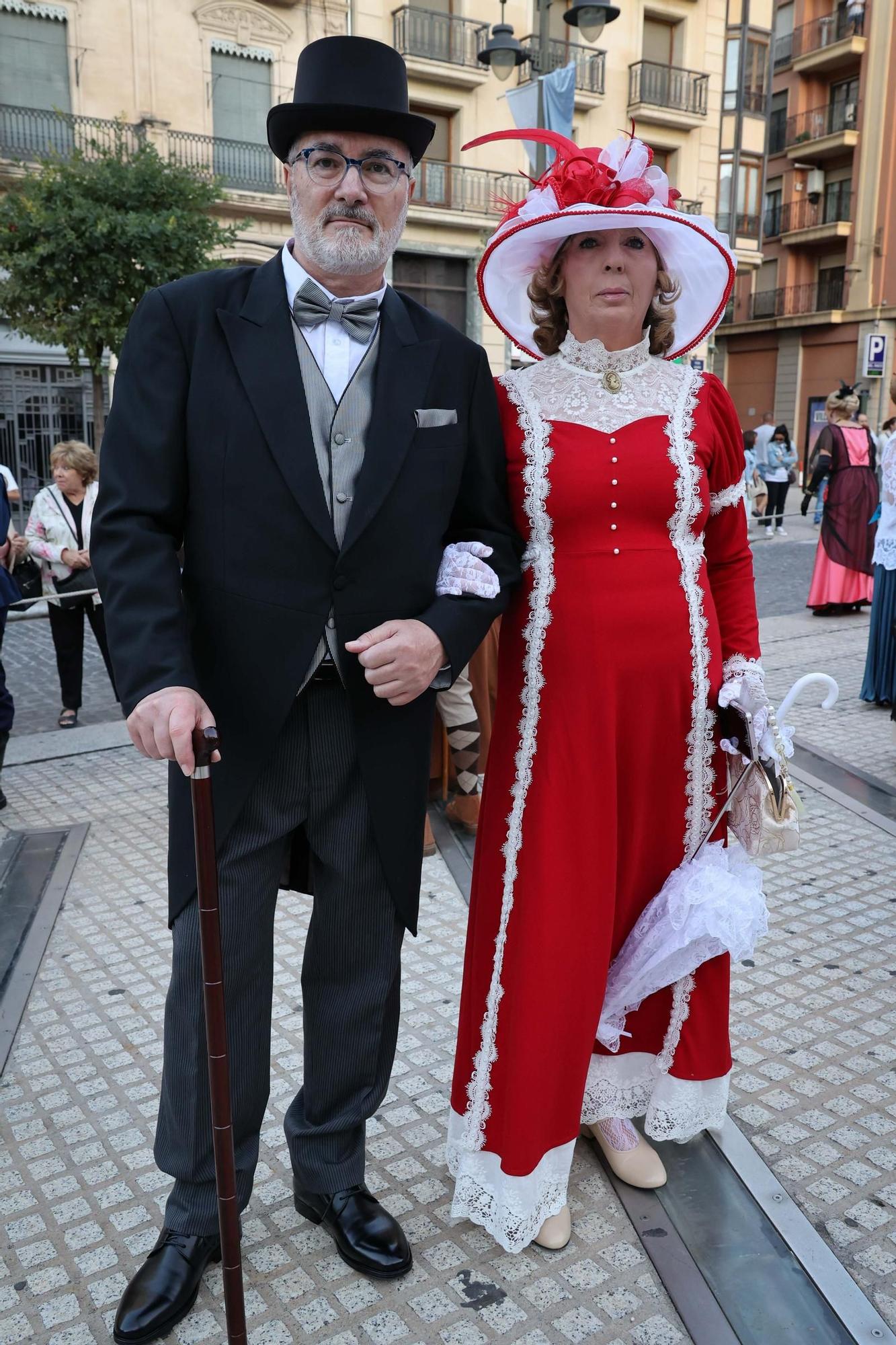 Inicio de la Feria Modernista de Alcoy 2025
