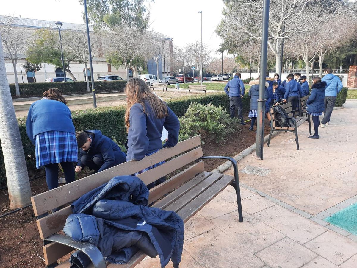 Estudiantes en los talleres.