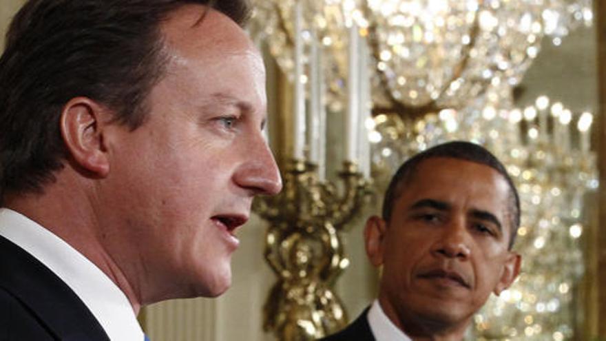 David Cameron junto a Barack Obama.