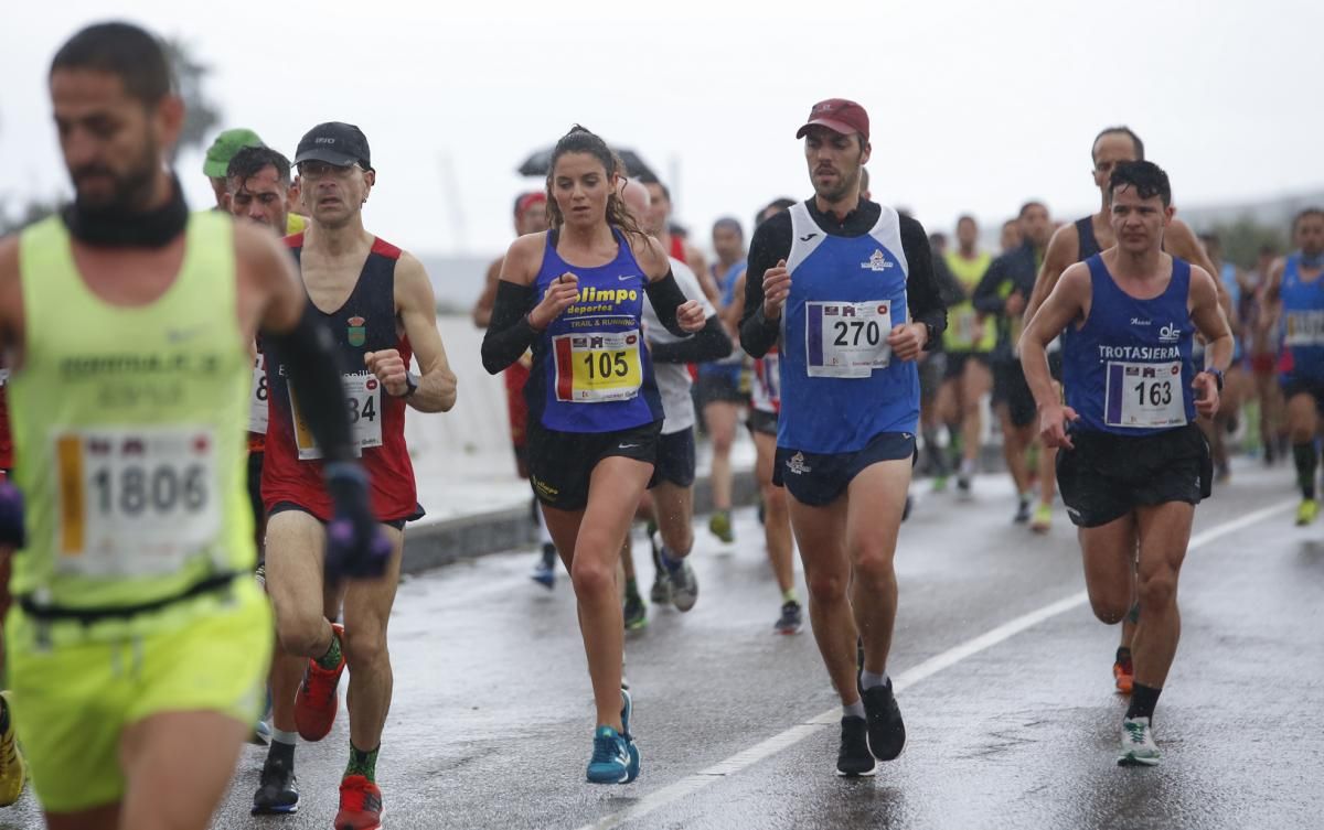 Solo para Héroes: La Media Maratón de Córdoba en imágenes