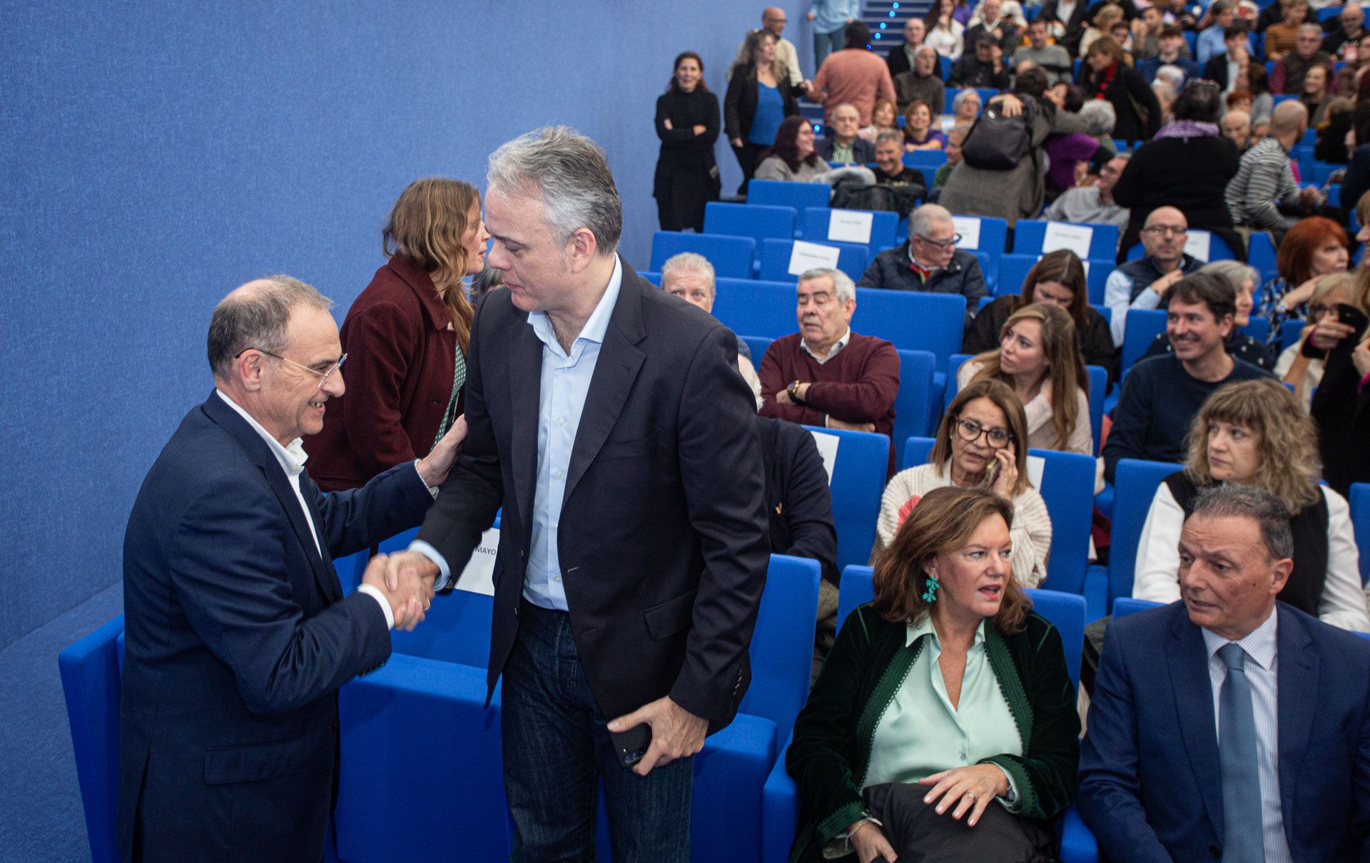 Así ha sido el cara a cara entre García-Margallo y Pablo Iglesias en el Club INFORMACIÓN