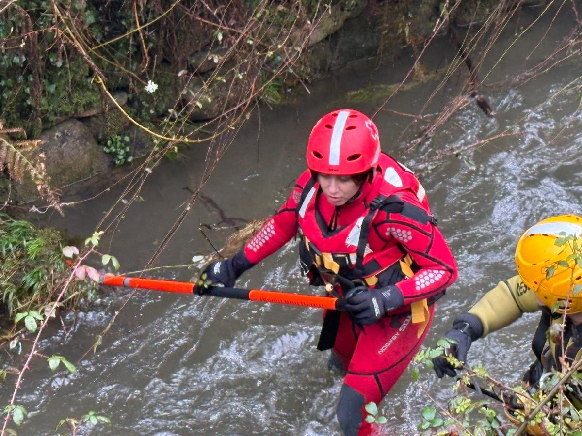 Cuarto día de búsqueda de la mujer que cayó al río en San Martín: así están siendo los complicados trabajos de rastreo