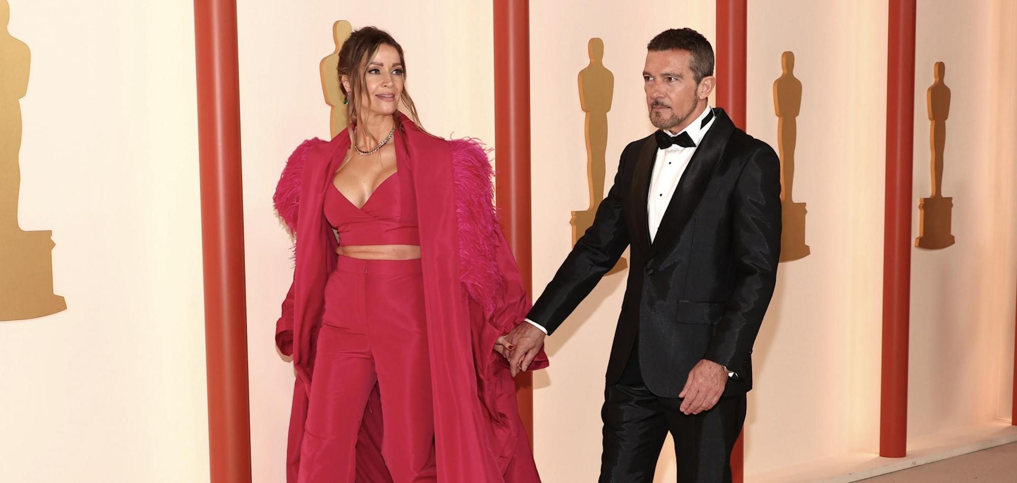 Antonio Banderas y Nicole Kimpel en los Oscar