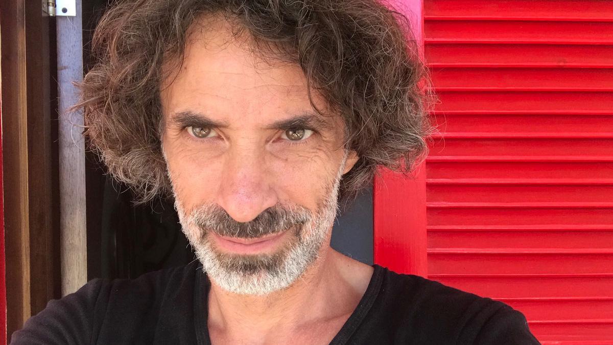 Rabih Mroué desplega les seves múltiples facetes al Grec